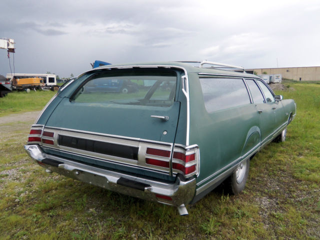 1972 Green Chrysler Town &- Country Wagon