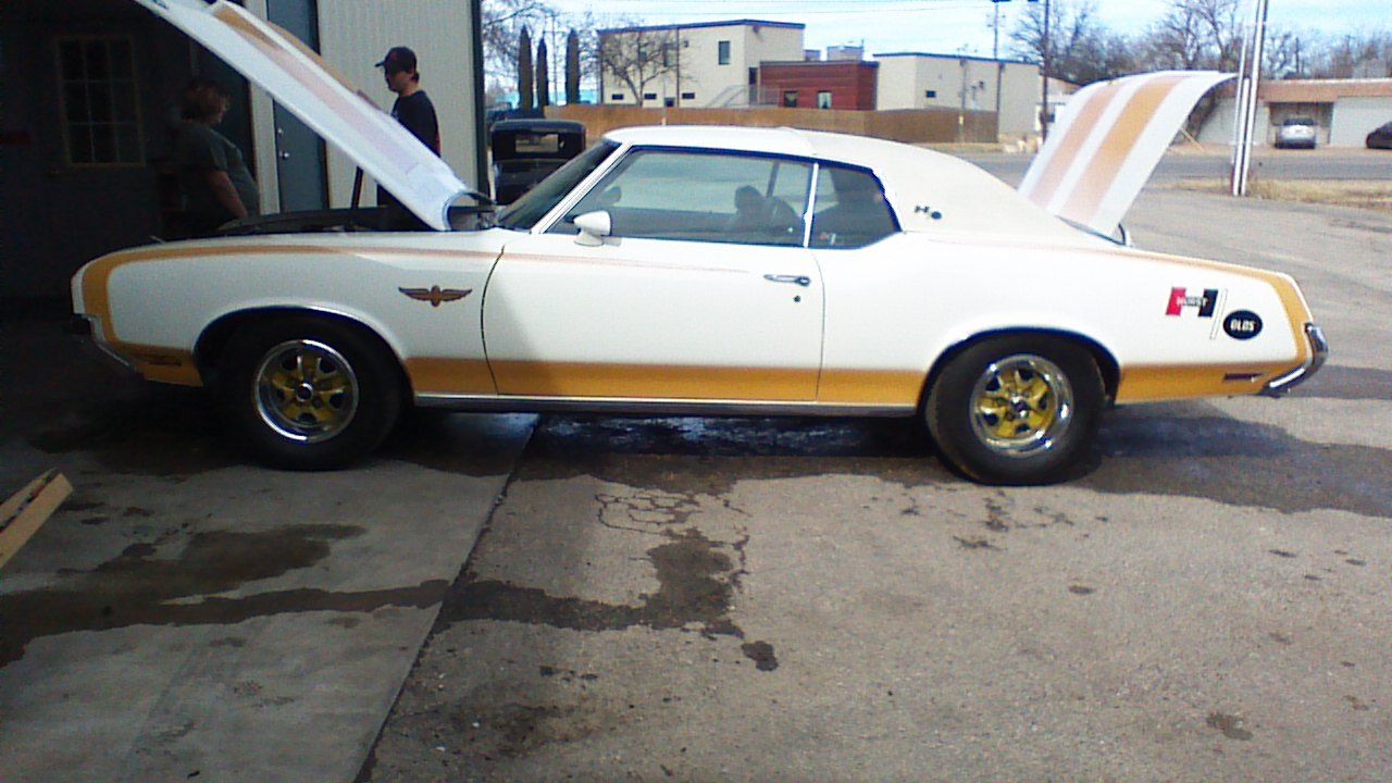 1972 White Oldsmobile 442 HARD TOP