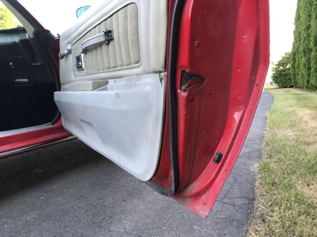 1972 Red Pontiac Firebird Coupe