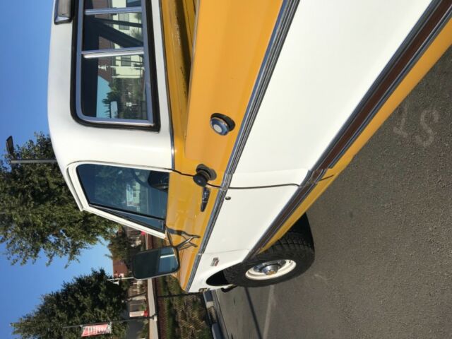 1972 Ochre/ white Chevrolet Cheyenne Standard Cab Pickup