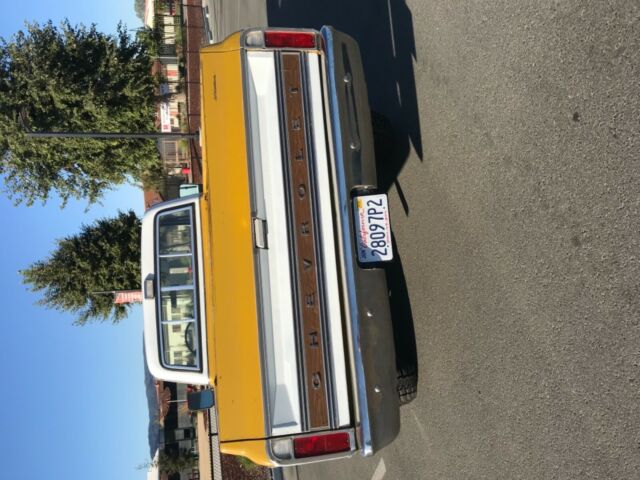 1972 Ochre/ white Chevrolet Cheyenne Standard Cab Pickup