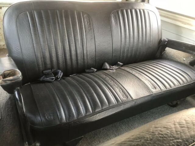 1972 White Chevrolet Blazer SUV