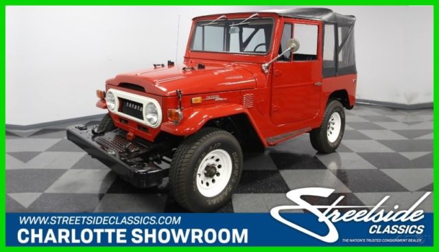 1972 Red Toyota FJ40