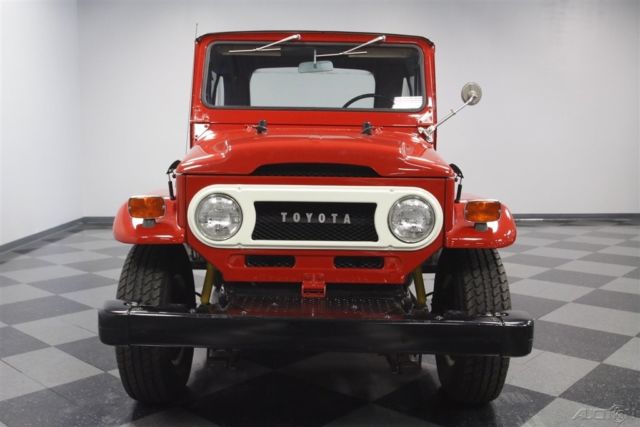 1972 Red Toyota FJ40