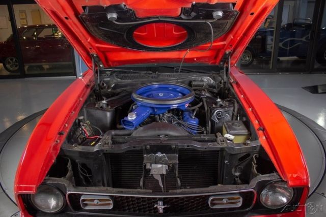 1972 Red Ford Mustang