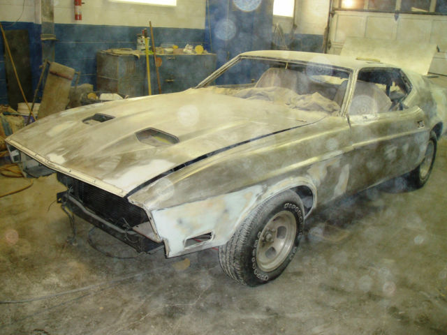 1972 Silver Ford Mustang Fastback