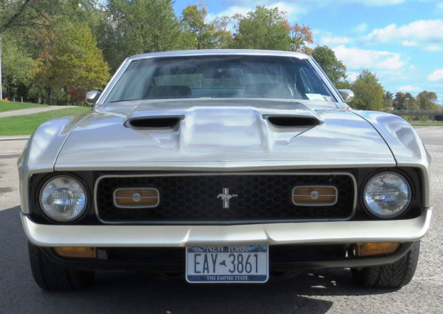 1972 Silver Ford Mustang Fastback