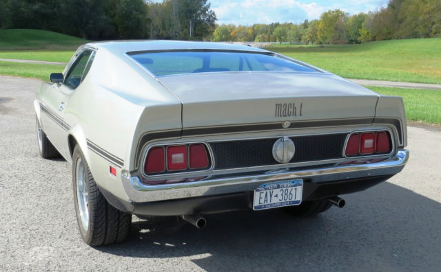 1972 Silver Ford Mustang Fastback