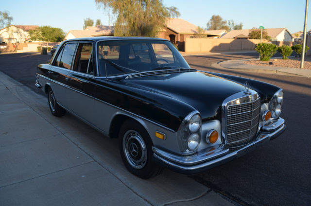 1972 Black Mercedes-Benz 200-Series Sedan
