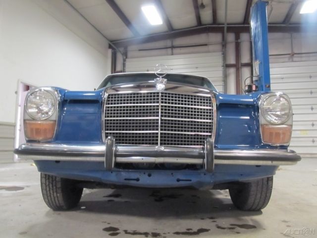 1972 Other Color Mercedes-Benz 200-Series Sedan