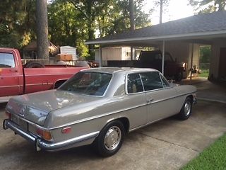 1972 Gray Mercedes-Benz 200-Series Coupe