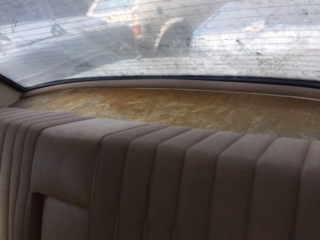 1972 Brown Mercedes-Benz 200-Series Sedan