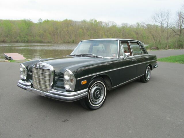 1972 Mercedes-Benz 280 SEL Sedan