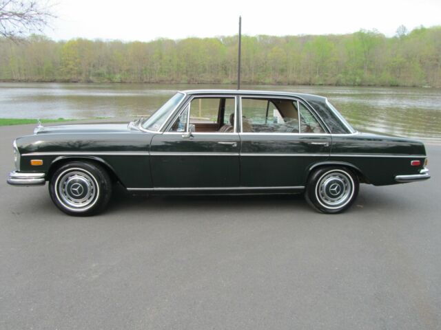 1972 Mercedes-Benz 280 SEL Sedan