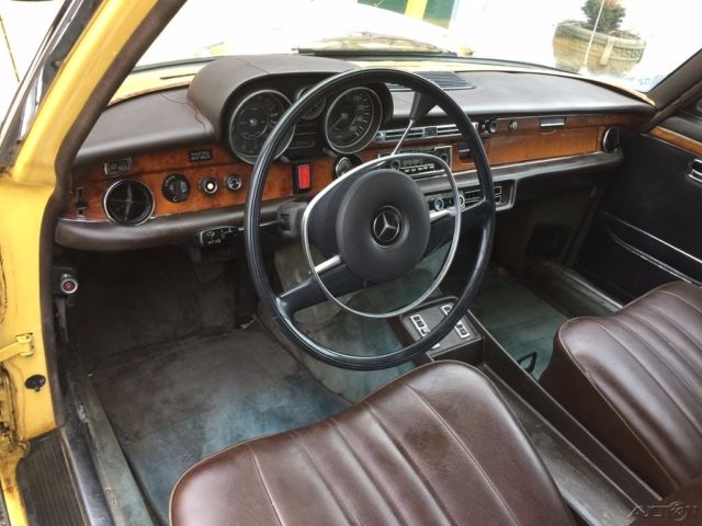 1972 Tan Mercedes-Benz 300-Series Sedan