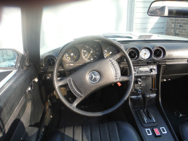1972 Silver Mercedes-Benz 400-Series Convertible