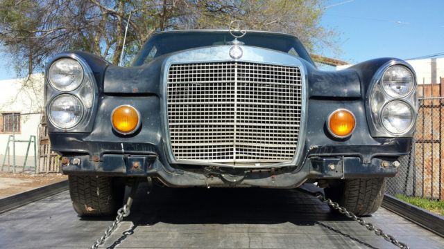 1972 Gray Mercedes-Benz S-Class Sedan 4 doors