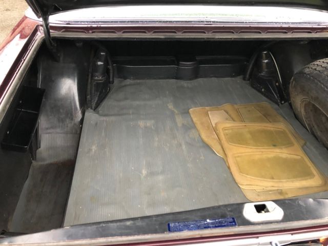 1972 Burgundy Mercedes-Benz 200-Series