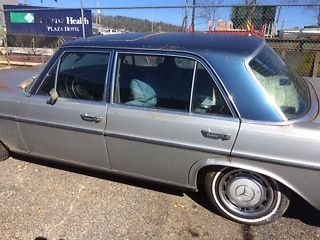 1972 Silver Mercedes-Benz 200-Series Sedan
