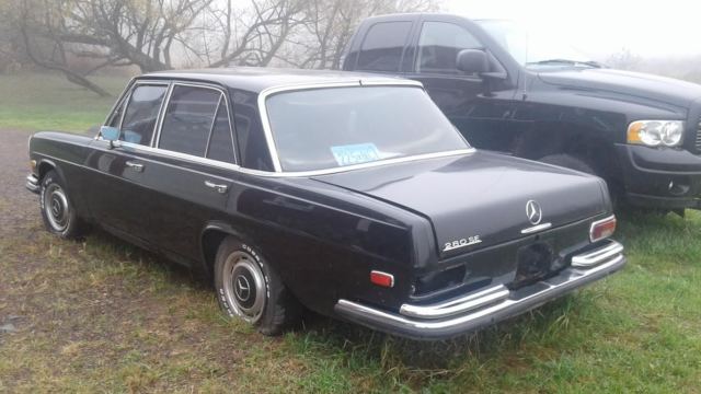 1972 Black Mercedes-Benz 200-Series