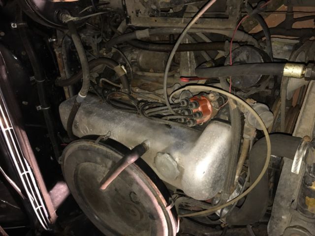 1972 Black Mercedes-Benz 200-Series