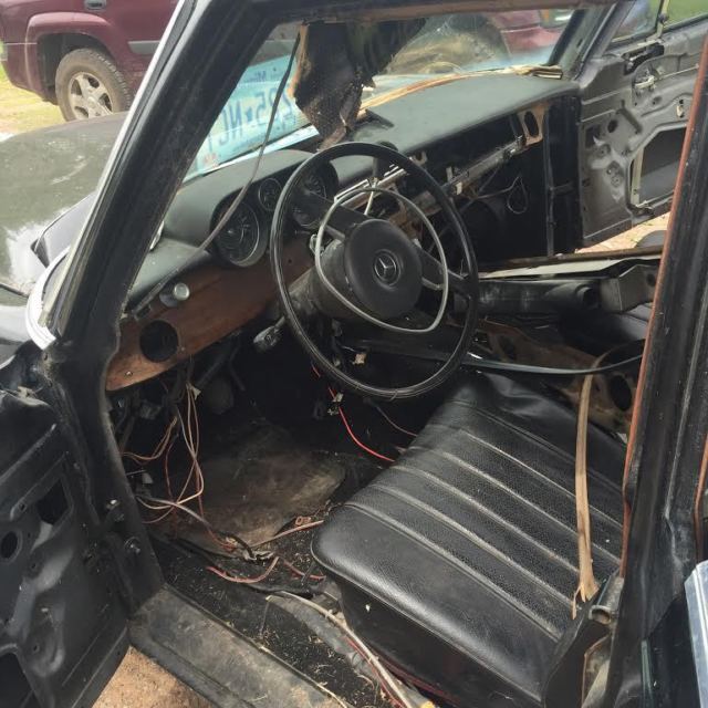 1972 Black Mercedes-Benz 200-Series