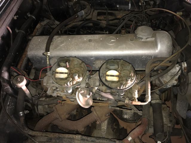 1972 Black Mercedes-Benz 200-Series