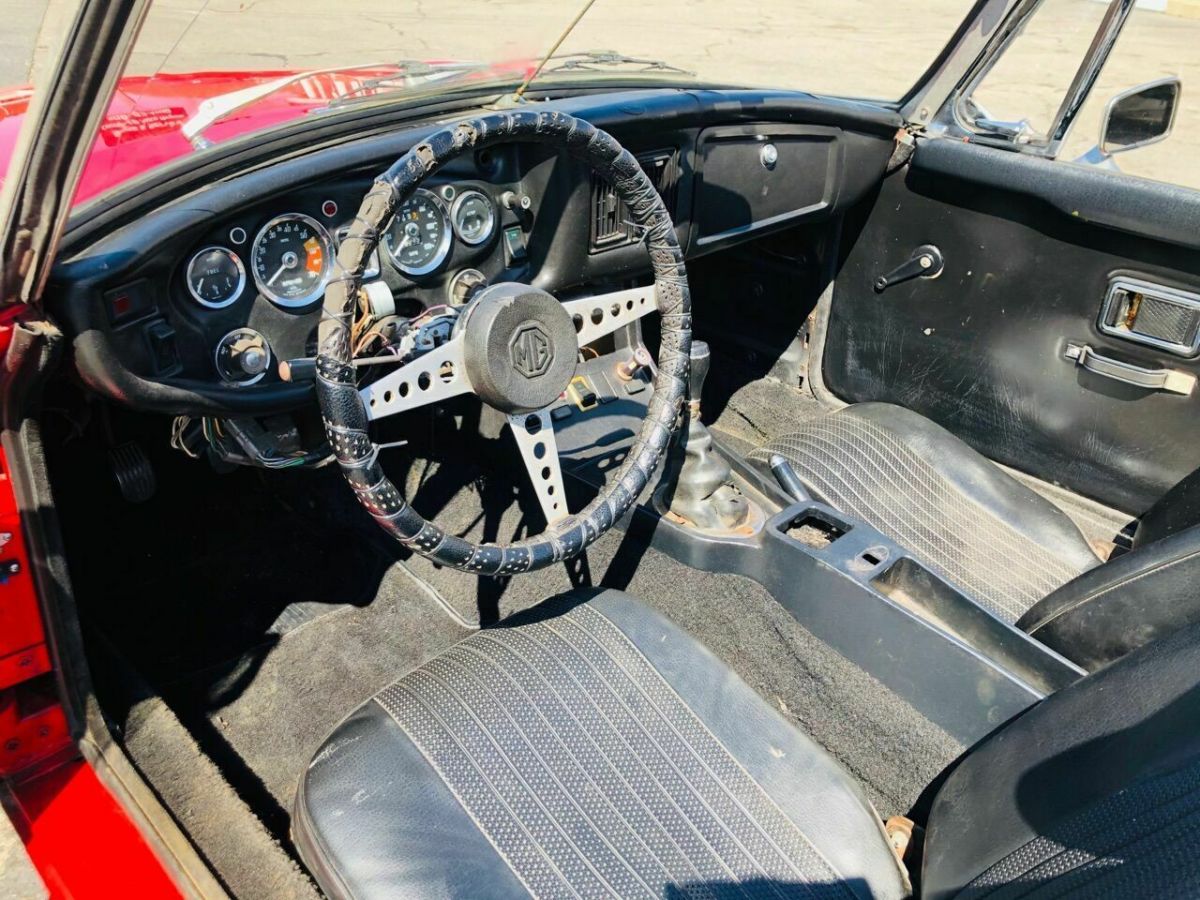 1972 Orange MG MGB Convertible