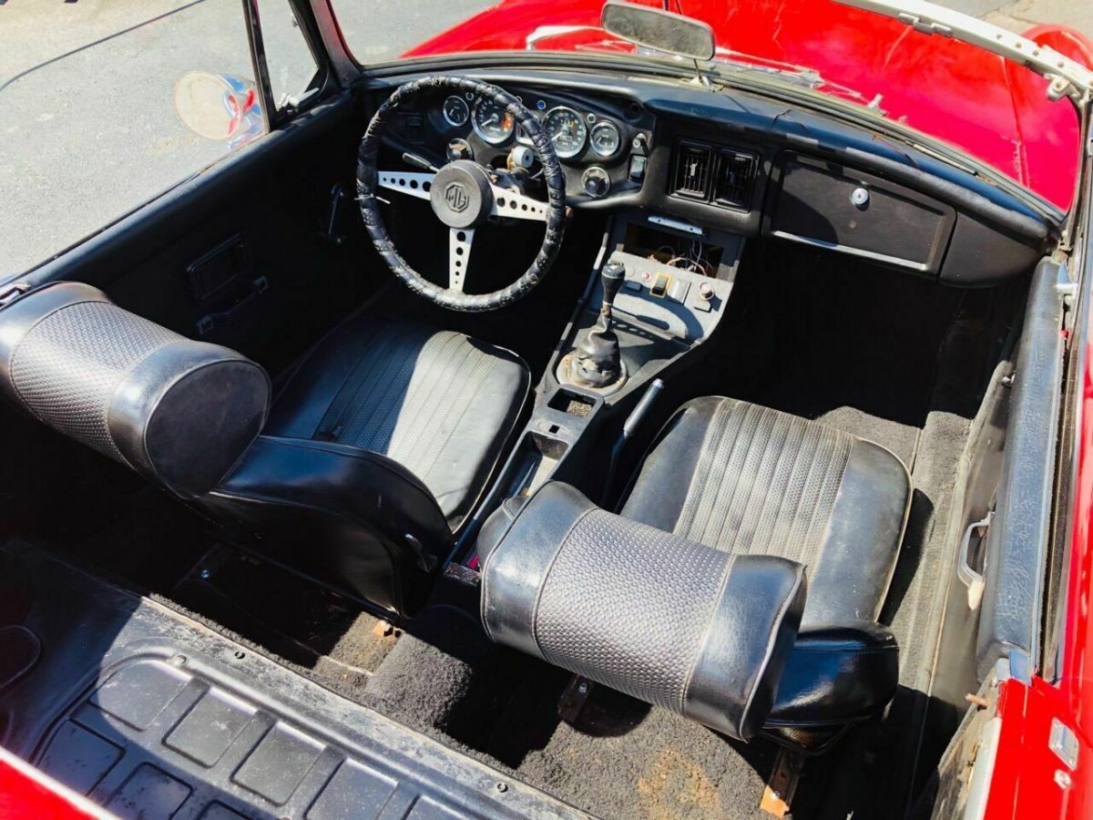 1972 Orange MG MGB Convertible