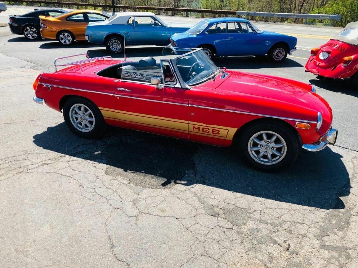 1972 Orange MG MGB Convertible