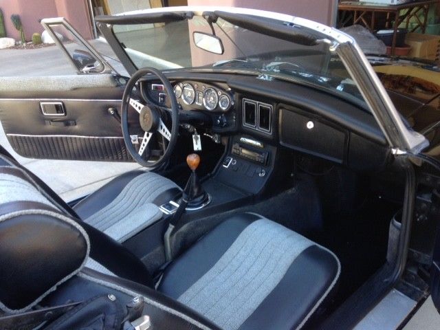 1972 Black MG MGB Convertible