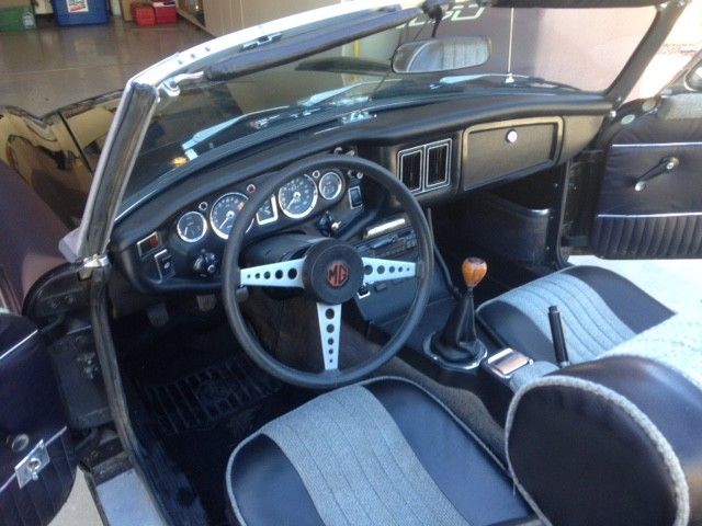 1972 Black MG MGB Convertible