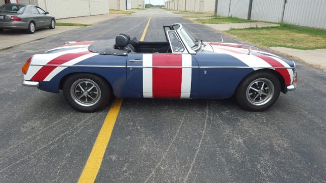 1972 Black MG MGB Convertible
