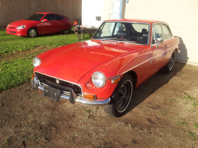 1972 Red MG MGB