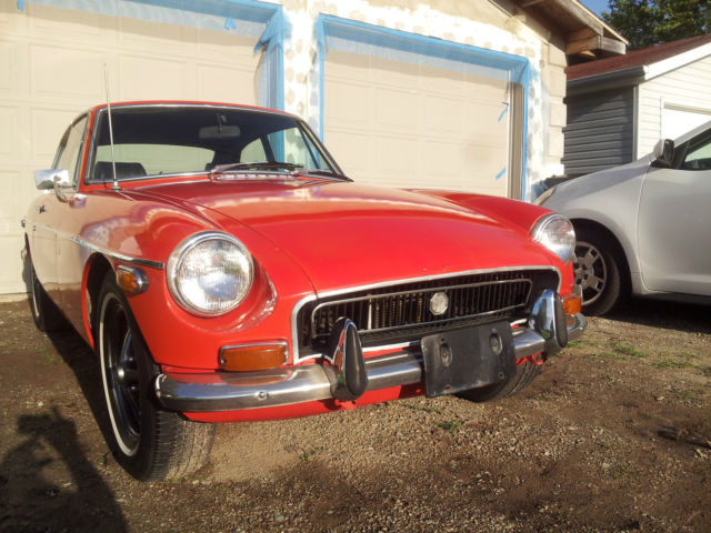 1972 Red MG MGB