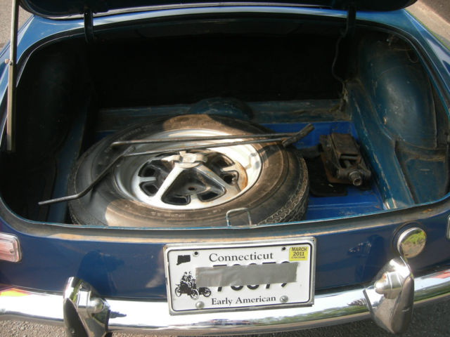 1972 Blue MG MGB Convertible