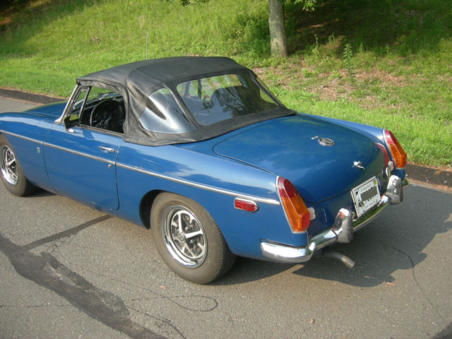 1972 Blue MG MGB Convertible