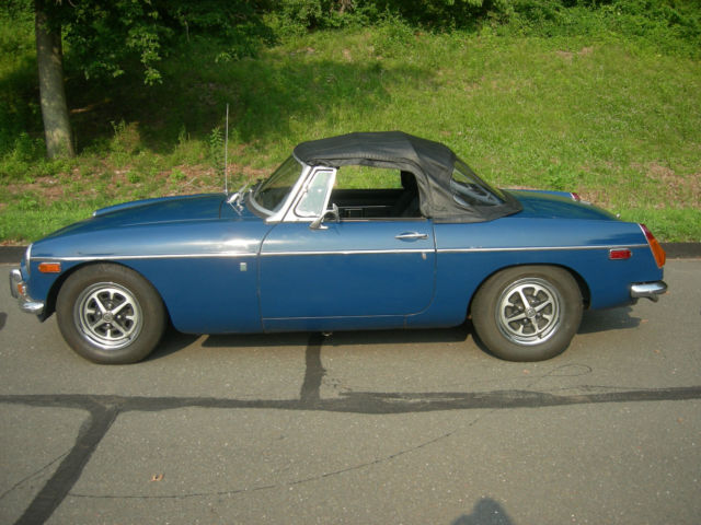 1972 Blue MG MGB Convertible