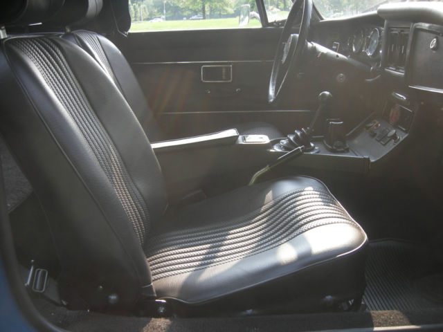 1972 Blue MG MGB Convertible