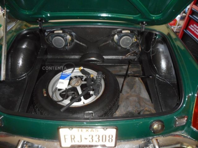 1972 British Racing Green MG MGB Convertible