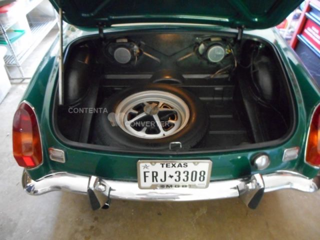 1972 British Racing Green MG MGB Convertible