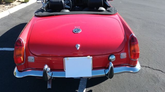 1972 Red MG MGB Convertible