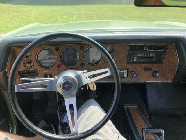 1972 Green Chevrolet Monte Carlo Coupe