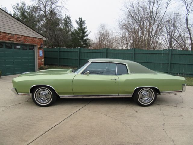 1972 Green Chevrolet Monte Carlo