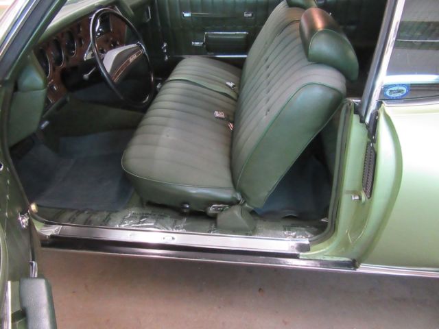 1972 Green Chevrolet Monte Carlo