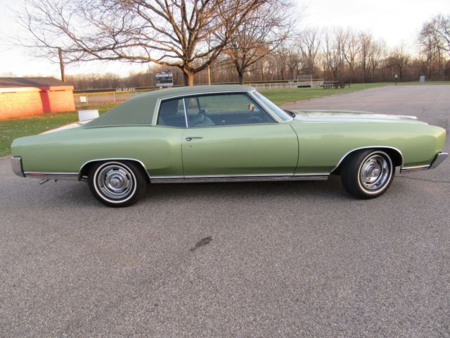 1972 Green Chevrolet Monte Carlo