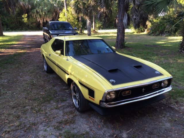 1972 Red Ford Mustang Fastback
