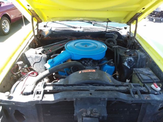 1972 Yellow Ford Mustang Coupe