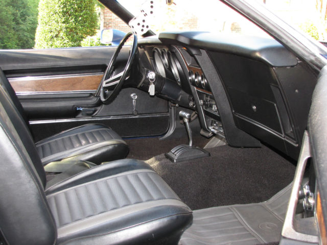 19720000 green Ford Mustang Fastback