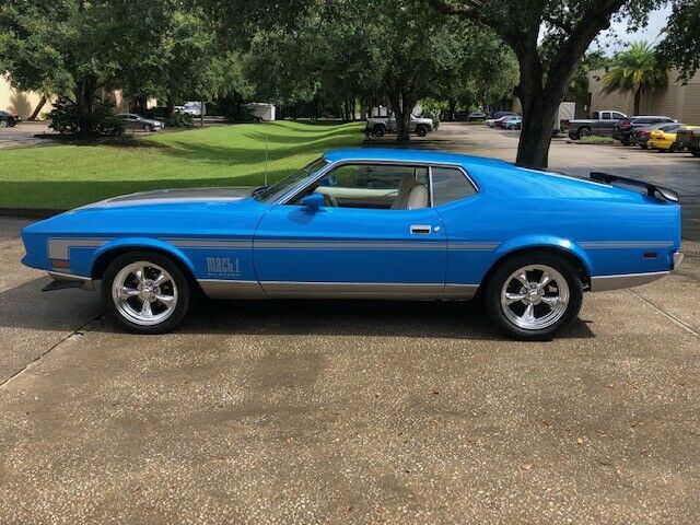 1972 GRABBER BLUE Ford Mustang Fastback